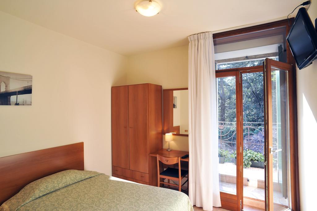 Albergo Croce D'Oro Dolcè Chambre photo